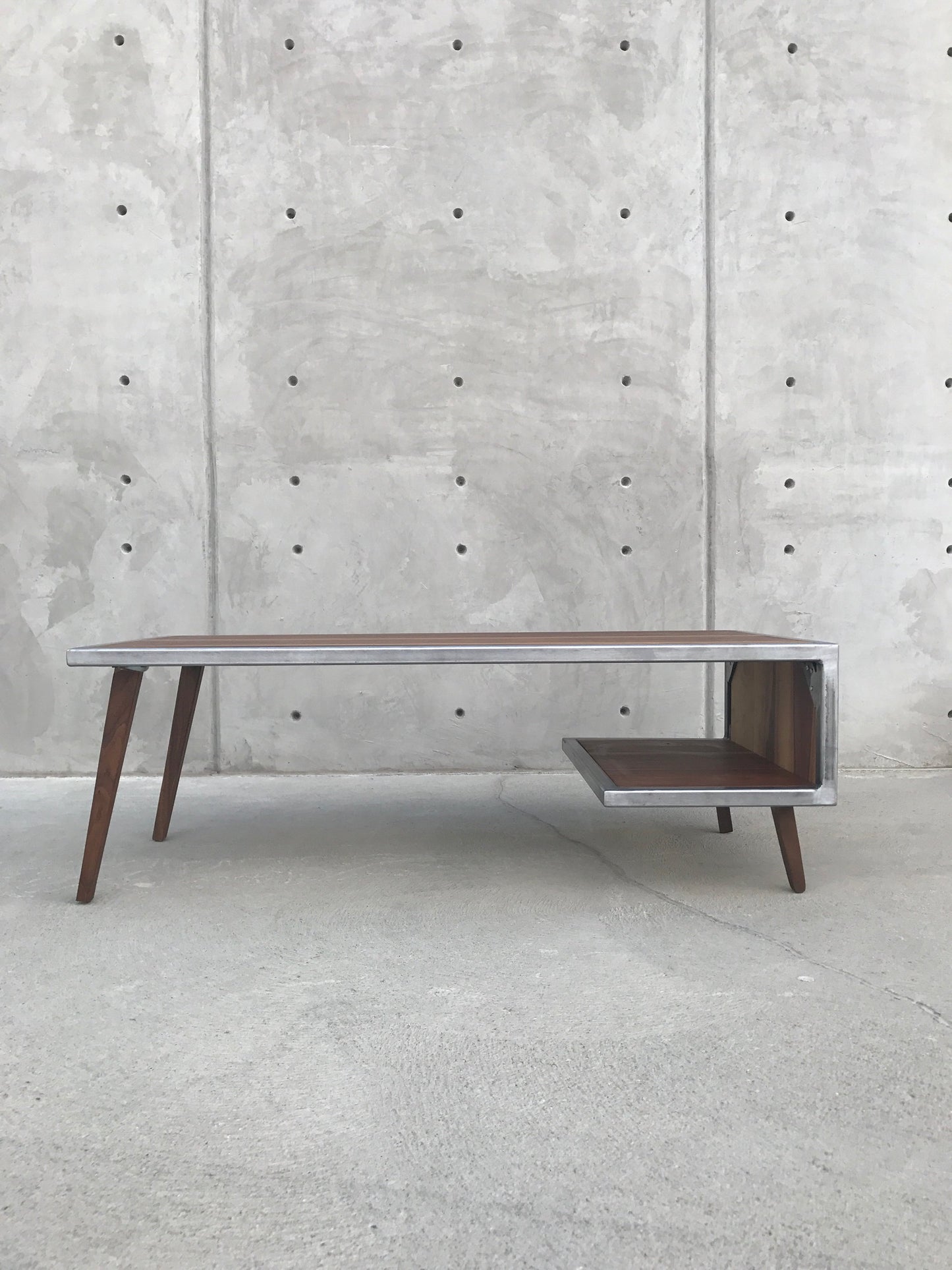 BENTIN Coffee Table