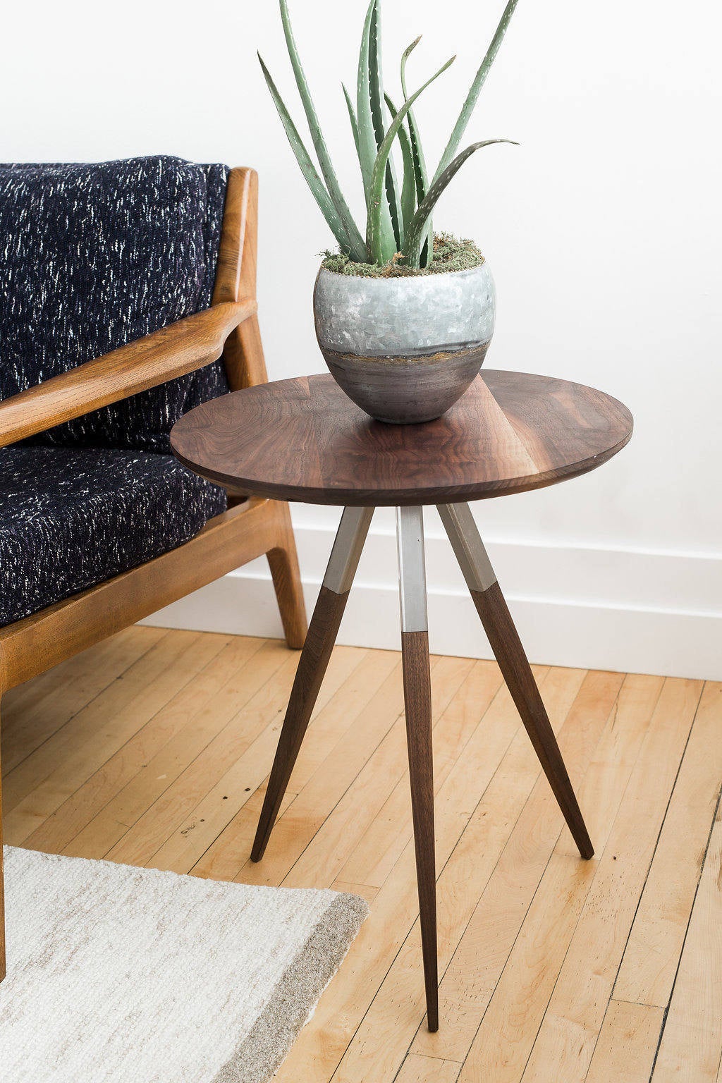 Mid Century End Table Wood Metal Round Side Accent Table Wood White Oak Walnut Steel Circle Modern Night Stand Industrial Handcrafted