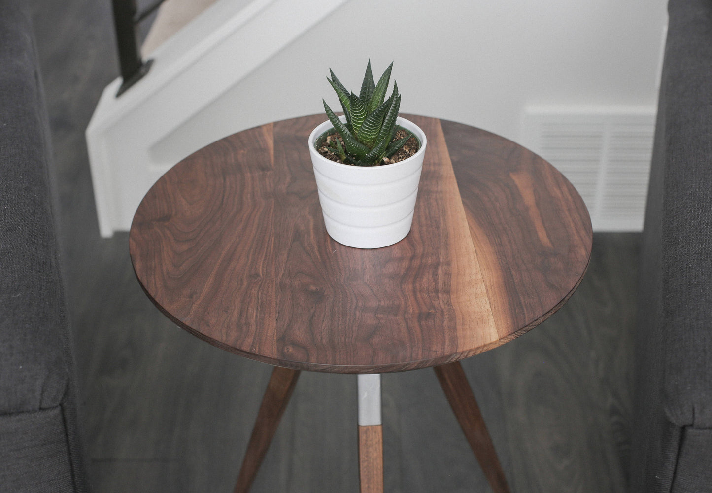 Mid Century End Table Wood Metal Round Side Accent Table Wood White Oak Walnut Steel Circle Modern Night Stand Industrial Handcrafted